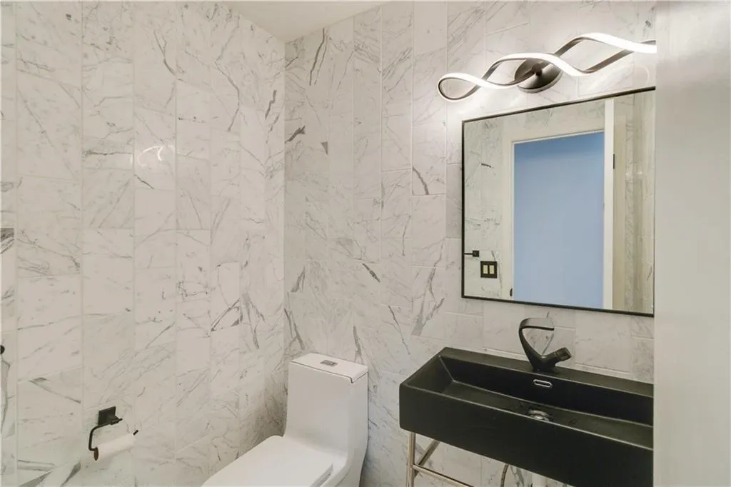 Georgia 30328, ,3 BathroomsBathrooms,Residential,For Sale,7727790