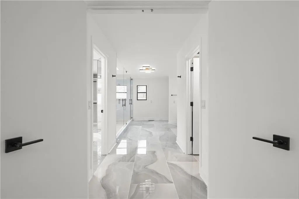 Georgia 30328, ,3 BathroomsBathrooms,Residential,For Sale,7727790