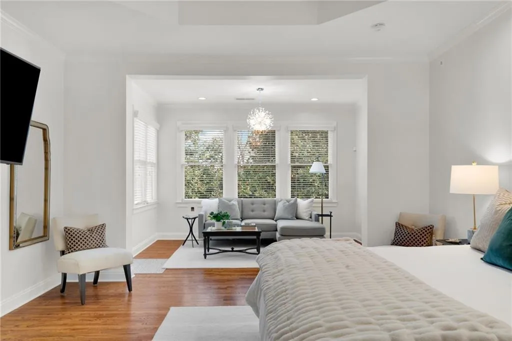 5945 Reddington Way, Atlanta, Georgia 30328, 3 Bedrooms Bedrooms, ,3 BathroomsBathrooms,Residential,For Sale,5945 Reddington Way,7679601