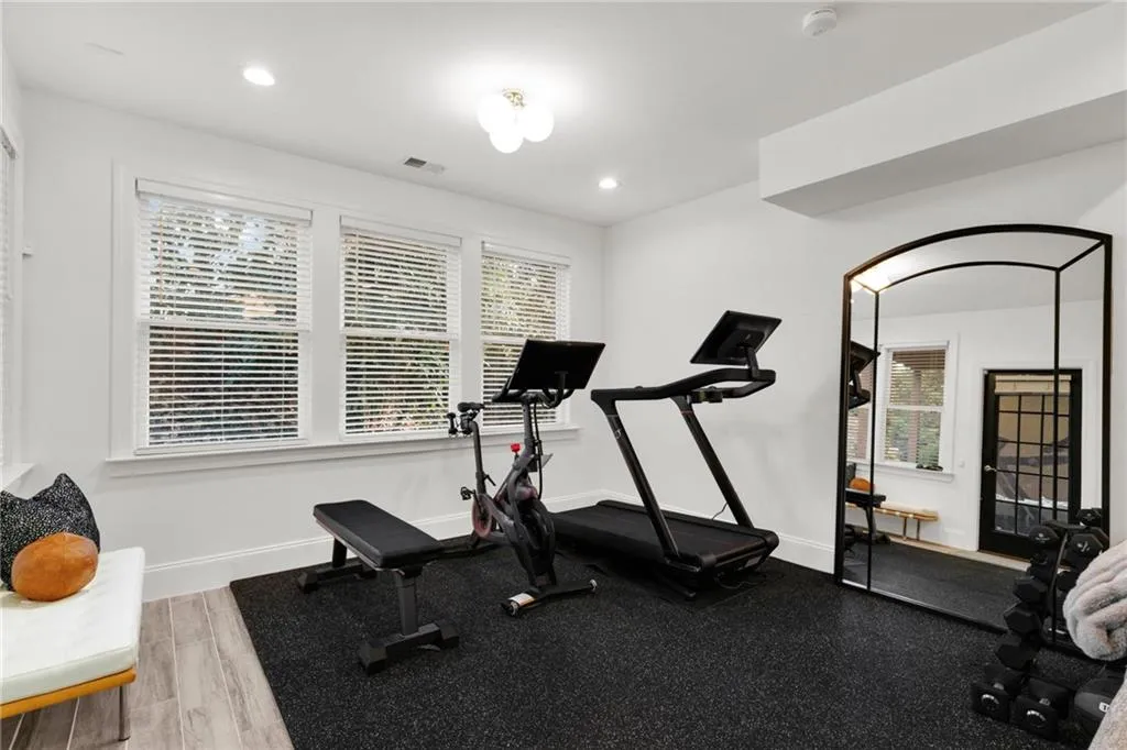 5945 Reddington Way, Atlanta, Georgia 30328, 3 Bedrooms Bedrooms, ,3 BathroomsBathrooms,Residential,For Sale,5945 Reddington Way,7679601