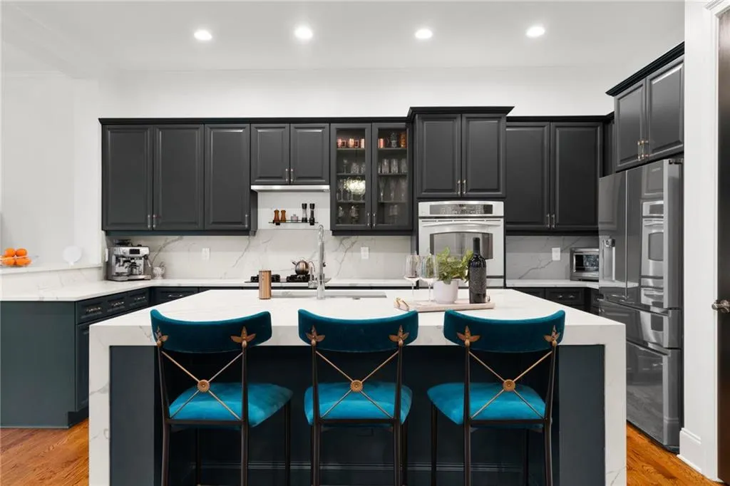 5945 Reddington Way, Atlanta, Georgia 30328, 3 Bedrooms Bedrooms, ,3 BathroomsBathrooms,Residential,For Sale,5945 Reddington Way,7679601