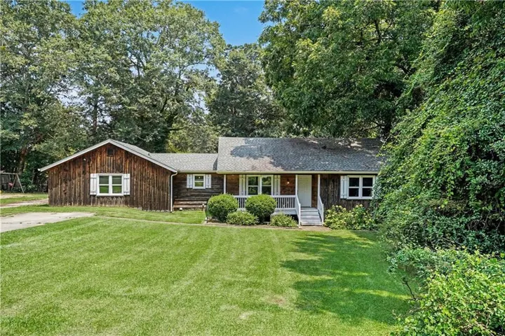 1422 Zebulon Road, Griffin, Georgia 30224