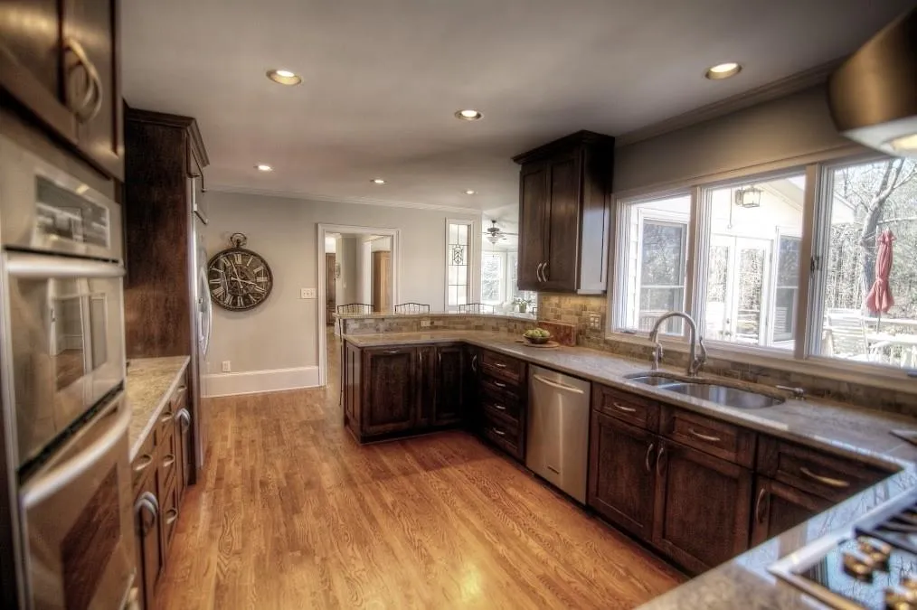 180 Marsh Glen Point, Atlanta, Georgia 30328, 5 Bedrooms Bedrooms, ,4 BathroomsBathrooms,Residential,Sold,180 Marsh Glen Point,5654182