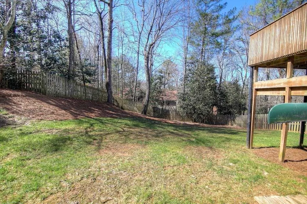 180 Marsh Glen Point, Atlanta, Georgia 30328, 5 Bedrooms Bedrooms, ,4 BathroomsBathrooms,Residential,Sold,180 Marsh Glen Point,5654182