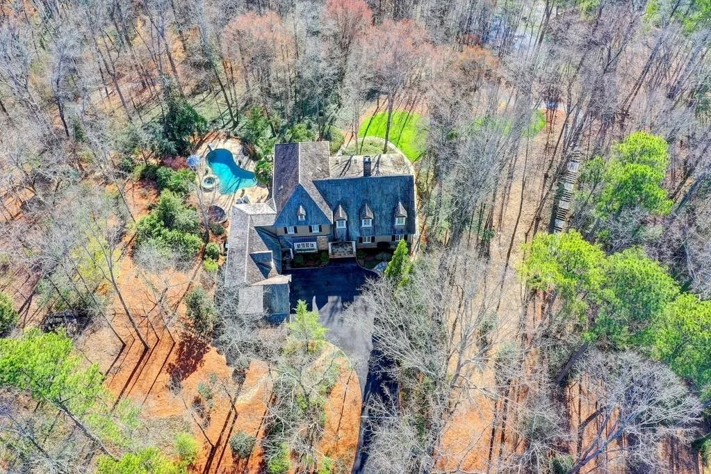 831 North Island Terrace, Atlanta, Georgia 30327, 6 Bedrooms Bedrooms, ,7 BathroomsBathrooms,Residential,Sold,831 North Island Terrace,6684823