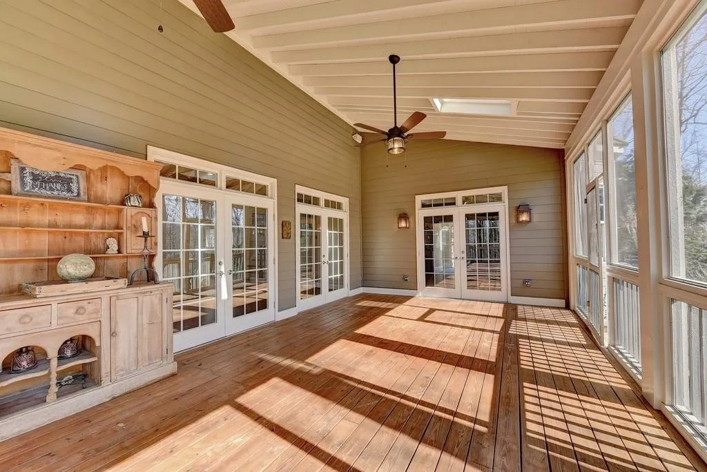 831 North Island Terrace, Atlanta, Georgia 30327, 6 Bedrooms Bedrooms, ,7 BathroomsBathrooms,Residential,Sold,831 North Island Terrace,6684823
