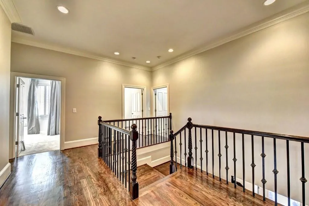 831 North Island Terrace, Atlanta, Georgia 30327, 6 Bedrooms Bedrooms, ,7 BathroomsBathrooms,Residential,Sold,831 North Island Terrace,6684823