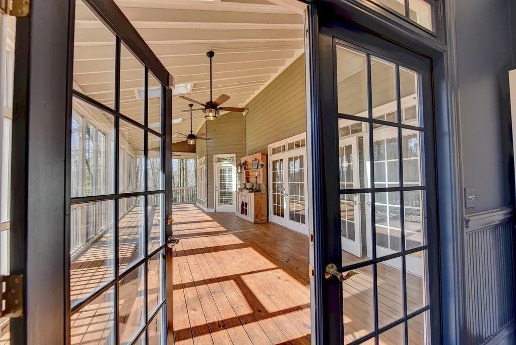 831 North Island Terrace, Atlanta, Georgia 30327, 6 Bedrooms Bedrooms, ,7 BathroomsBathrooms,Residential,Sold,831 North Island Terrace,6684823