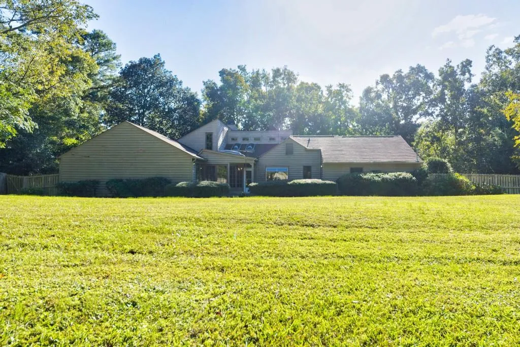 1645 Chevron Way, Sandy Springs, Georgia 30350, 4 Bedrooms Bedrooms, ,4 BathroomsBathrooms,Residential,Sold,1645 Chevron Way,6791721
