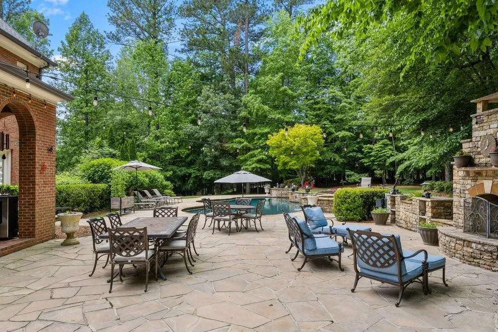 8196 Hewlett Road, Atlanta, Georgia 30350, 6 Bedrooms Bedrooms, ,6 BathroomsBathrooms,Residential,For Sale,8196 Hewlett Road,7728536