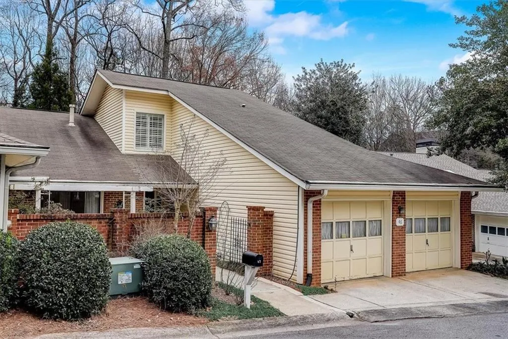 46 Waterford Court, Sandy Springs, Georgia 30328, 2 Bedrooms Bedrooms, ,2 BathroomsBathrooms,Residential,Sold,46 Waterford Court,7090201