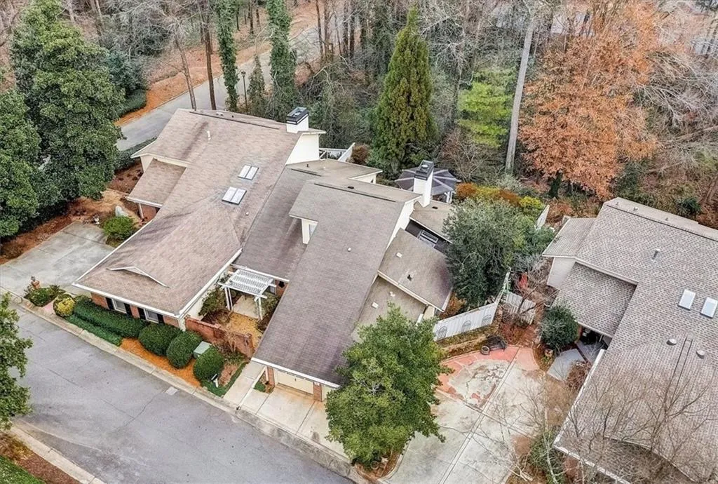 46 Waterford Court, Sandy Springs, Georgia 30328, 2 Bedrooms Bedrooms, ,2 BathroomsBathrooms,Residential,Sold,46 Waterford Court,7090201