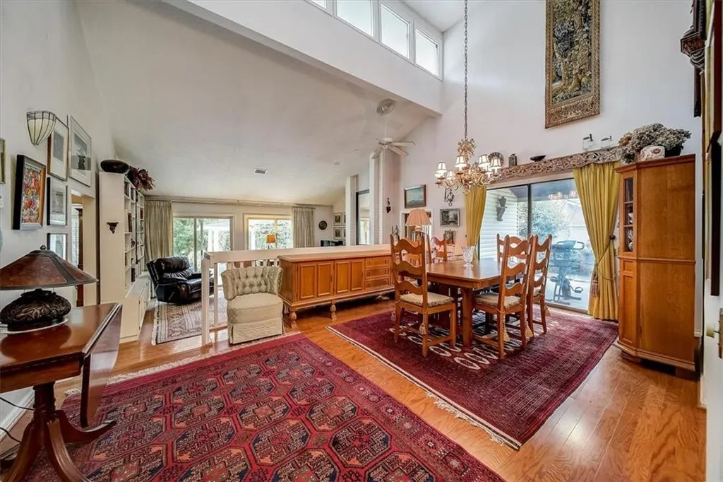 46 Waterford Court, Sandy Springs, Georgia 30328, 2 Bedrooms Bedrooms, ,2 BathroomsBathrooms,Residential,Sold,46 Waterford Court,7090201