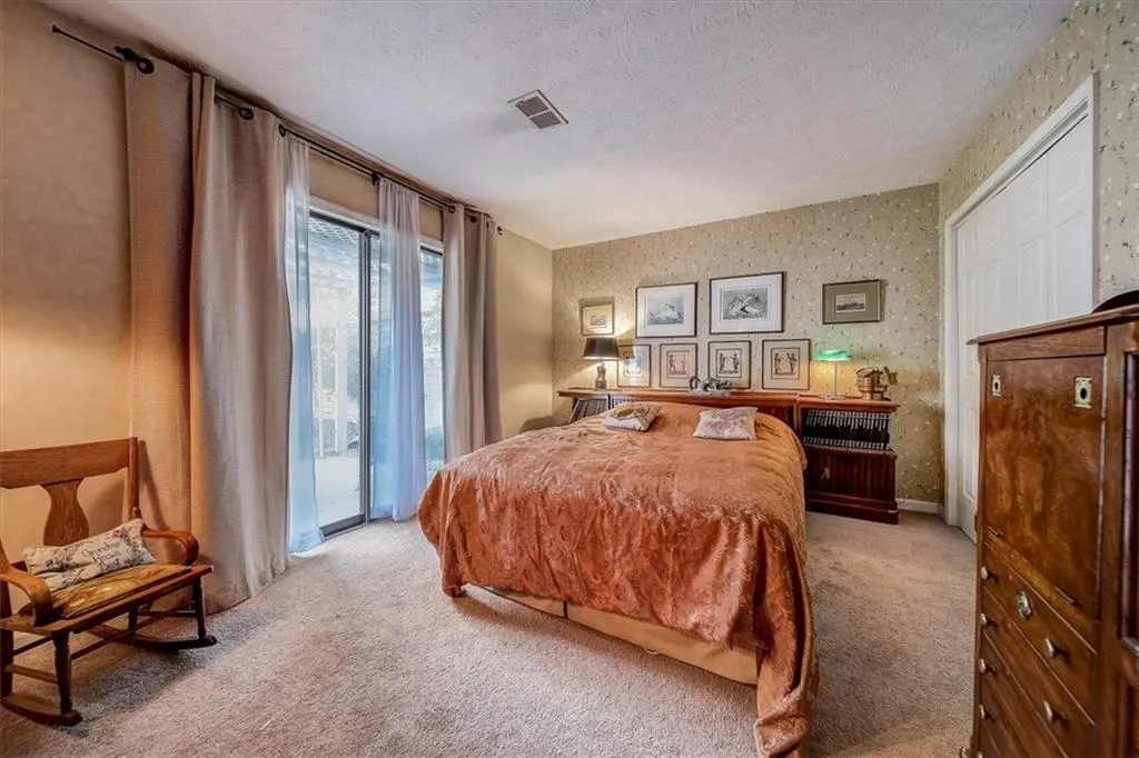 46 Waterford Court, Sandy Springs, Georgia 30328, 2 Bedrooms Bedrooms, ,2 BathroomsBathrooms,Residential,Sold,46 Waterford Court,7090201