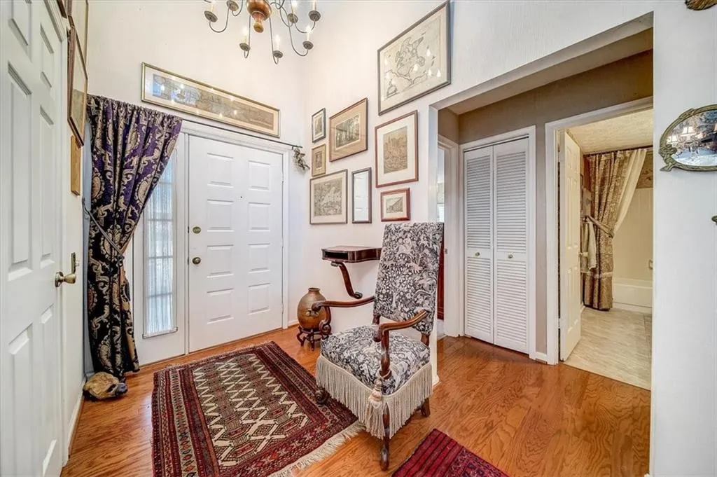 46 Waterford Court, Sandy Springs, Georgia 30328, 2 Bedrooms Bedrooms, ,2 BathroomsBathrooms,Residential,Sold,46 Waterford Court,7090201