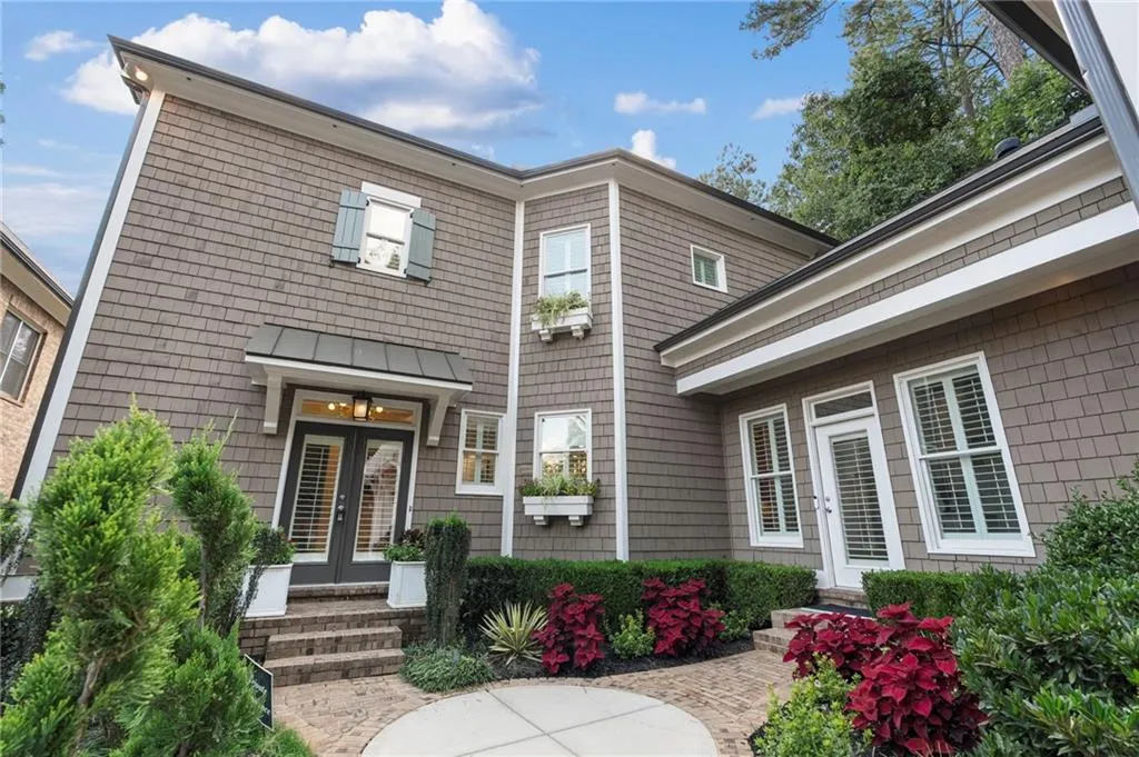 405 Glenmanor Court, Atlanta, Georgia 30328, 6 Bedrooms Bedrooms, ,4 BathroomsBathrooms,Residential,For Sale,405 Glenmanor Court,7645861