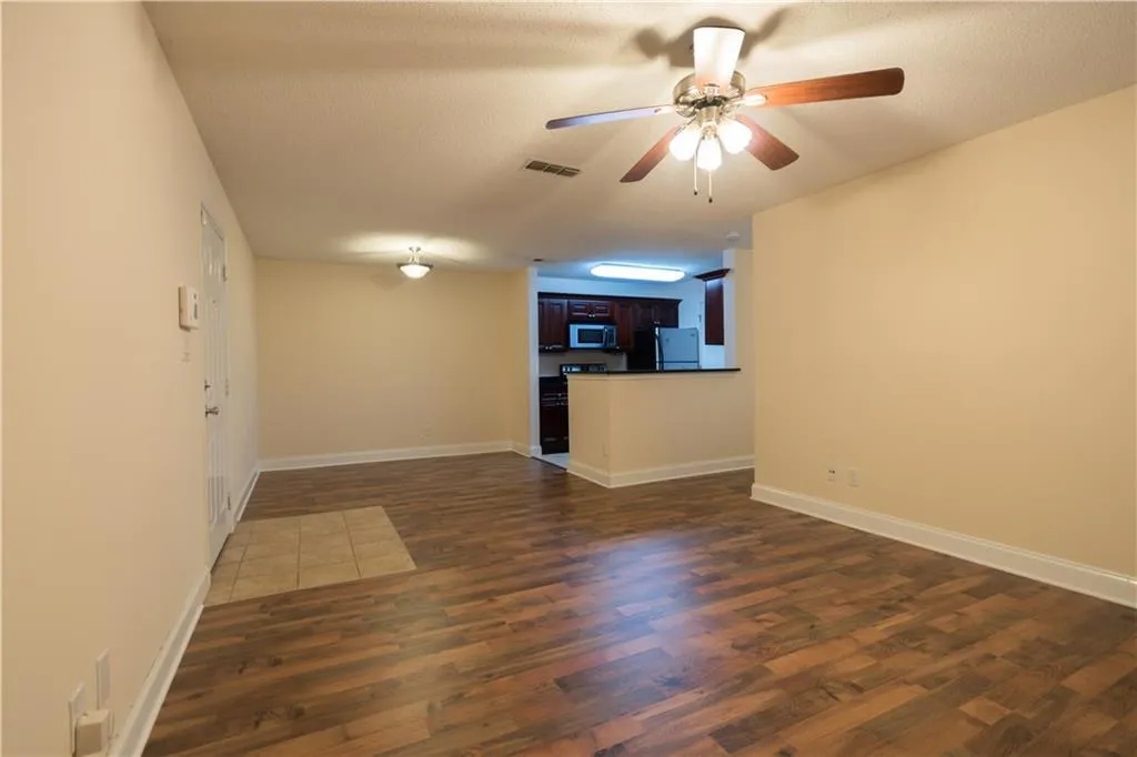 8102 Santa Fe Parkway, Sandy Springs, Georgia 30350, 3 Bedrooms Bedrooms, ,2 BathroomsBathrooms,Residential,Sold,8102 Santa Fe Parkway,5862401