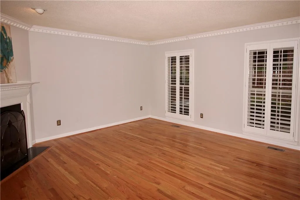 370 The Chace, Atlanta, Georgia 30328, 4 Bedrooms Bedrooms, ,3 BathroomsBathrooms,Residential,Sold,370 The Chace,6566026