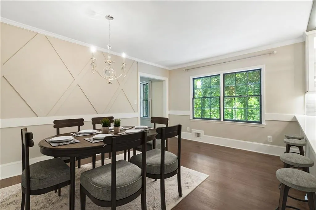 924 Peachtree Battle Avenue Nw, Atlanta, Georgia 30327, 5 Bedrooms Bedrooms, ,3 BathroomsBathrooms,Residential,For Sale,924 Peachtree Battle Avenue Nw,7615737