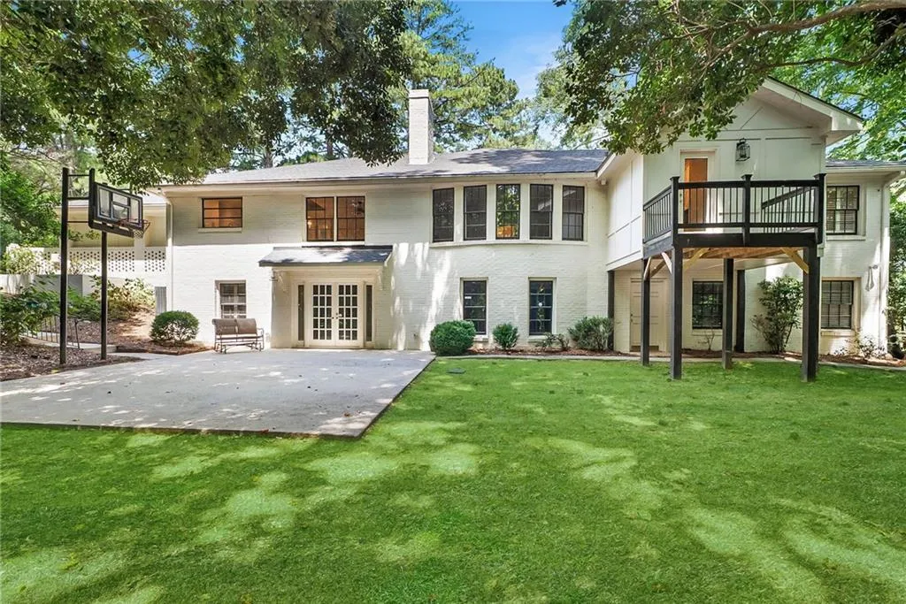924 Peachtree Battle Avenue Nw, Atlanta, Georgia 30327, 5 Bedrooms Bedrooms, ,3 BathroomsBathrooms,Residential,For Sale,924 Peachtree Battle Avenue Nw,7615737