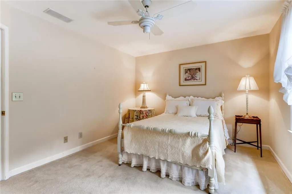 575 Spindlewick Drive, Sandy Springs, Georgia 30350, 4 Bedrooms Bedrooms, ,3 BathroomsBathrooms,Residential,Sold,575 Spindlewick Drive,6809138