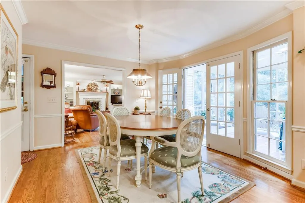 575 Spindlewick Drive, Sandy Springs, Georgia 30350, 4 Bedrooms Bedrooms, ,3 BathroomsBathrooms,Residential,Sold,575 Spindlewick Drive,6809138