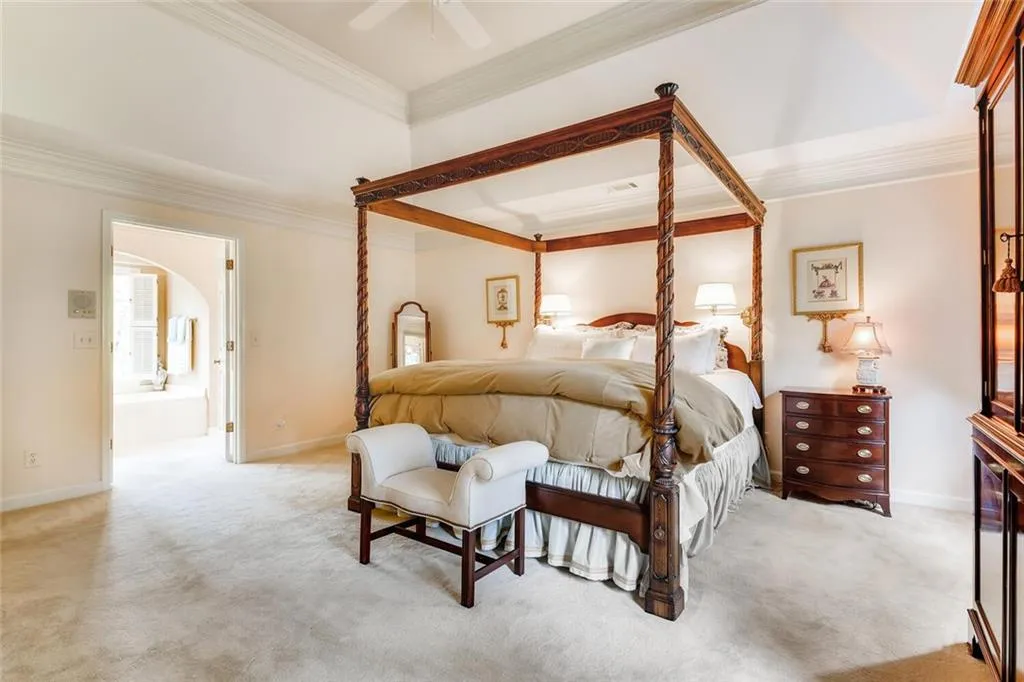 575 Spindlewick Drive, Sandy Springs, Georgia 30350, 4 Bedrooms Bedrooms, ,3 BathroomsBathrooms,Residential,Sold,575 Spindlewick Drive,6809138