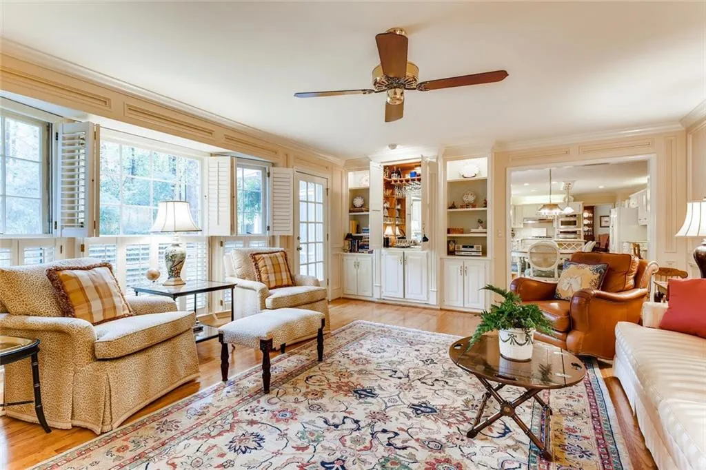 575 Spindlewick Drive, Sandy Springs, Georgia 30350, 4 Bedrooms Bedrooms, ,3 BathroomsBathrooms,Residential,Sold,575 Spindlewick Drive,6809138