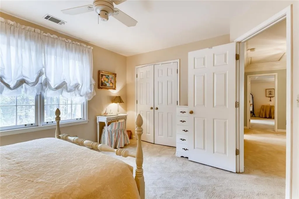 575 Spindlewick Drive, Sandy Springs, Georgia 30350, 4 Bedrooms Bedrooms, ,3 BathroomsBathrooms,Residential,Sold,575 Spindlewick Drive,6809138