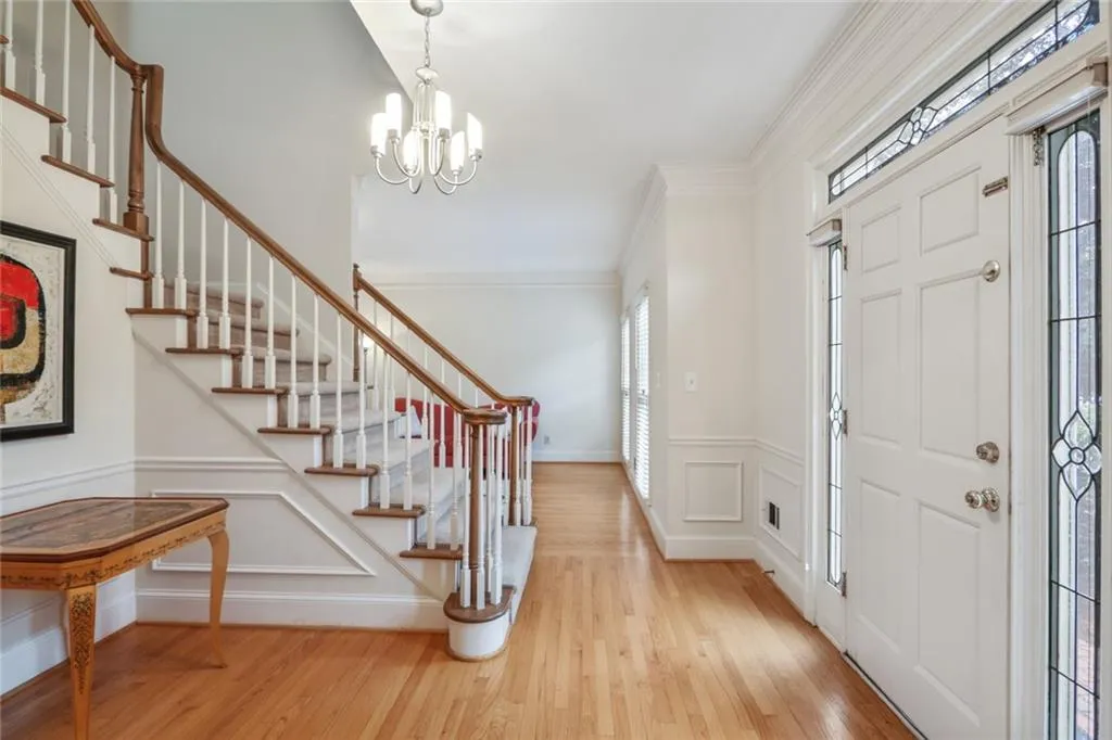 2160 Dunwoody Heritage Drive, Sandy Springs, Georgia 30350, 5 Bedrooms Bedrooms, ,3 BathroomsBathrooms,Residential,Sold,2160 Dunwoody Heritage Drive,7017800