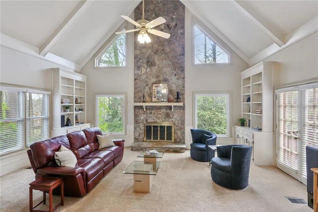 2160 Dunwoody Heritage Drive, Sandy Springs, Georgia 30350, 5 Bedrooms Bedrooms, ,3 BathroomsBathrooms,Residential,Sold,2160 Dunwoody Heritage Drive,7017800