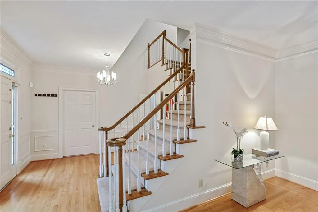 2160 Dunwoody Heritage Drive, Sandy Springs, Georgia 30350, 5 Bedrooms Bedrooms, ,3 BathroomsBathrooms,Residential,Sold,2160 Dunwoody Heritage Drive,7017800