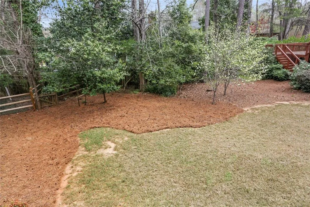 2160 Dunwoody Heritage Drive, Sandy Springs, Georgia 30350, 5 Bedrooms Bedrooms, ,3 BathroomsBathrooms,Residential,Sold,2160 Dunwoody Heritage Drive,7017800