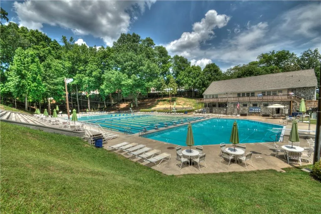 358 Cochran Drive Nw, Atlanta, Georgia 30327, 4 Bedrooms Bedrooms, ,3 BathroomsBathrooms,Residential,Sold,358 Cochran Drive Nw,5639308