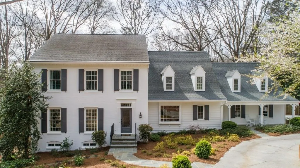 535 Valley Hall Drive, Sandy Springs, Georgia 30350, 4 Bedrooms Bedrooms, ,4 BathroomsBathrooms,Residential,Sold,535 Valley Hall Drive,5974720