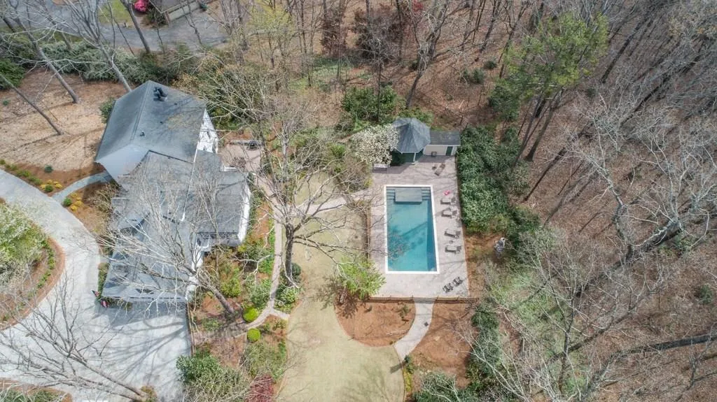535 Valley Hall Drive, Sandy Springs, Georgia 30350, 4 Bedrooms Bedrooms, ,4 BathroomsBathrooms,Residential,Sold,535 Valley Hall Drive,5974720
