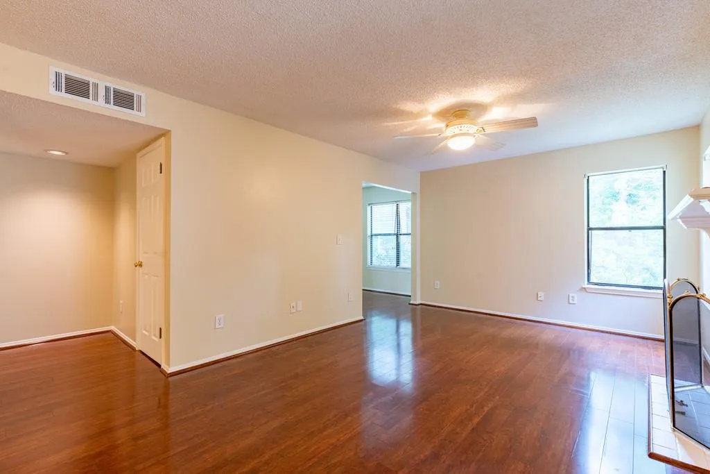 1702 Huntingdon Chase Road, Sandy Springs, Georgia 30350, 1 Bedroom Bedrooms, ,1 BathroomBathrooms,Residential,Sold,1702 Huntingdon Chase Road,6601941