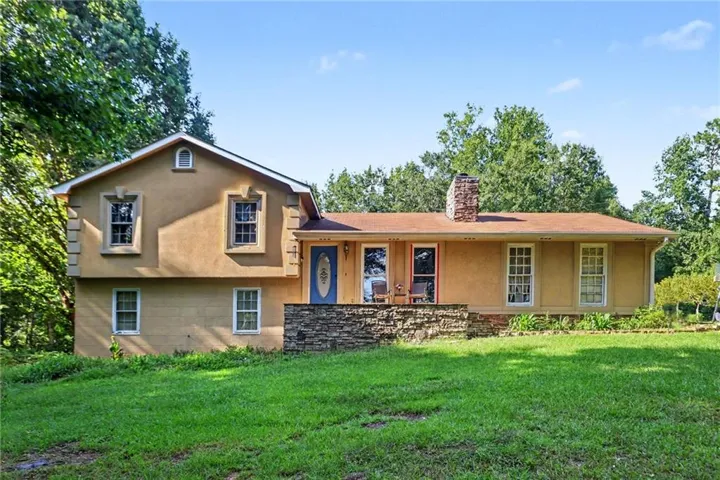150 Aspen Lake Drive E, Newnan, Georgia 30263