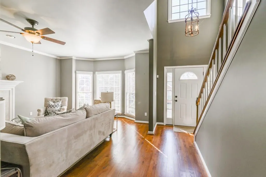 1166 Alexandria Court Ne, Brookhaven, Georgia 30319, 3 Bedrooms Bedrooms, ,2 BathroomsBathrooms,Residential,Sold,1166 Alexandria Court Ne,5909497