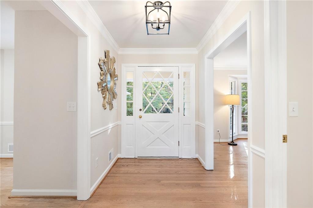 7330 Hunters Branch Drive NE, Atlanta, Georgia 30328, 4 Bedrooms Bedrooms, ,2 BathroomsBathrooms,Residential,Sold,7330 Hunters Branch Drive NE,7287835