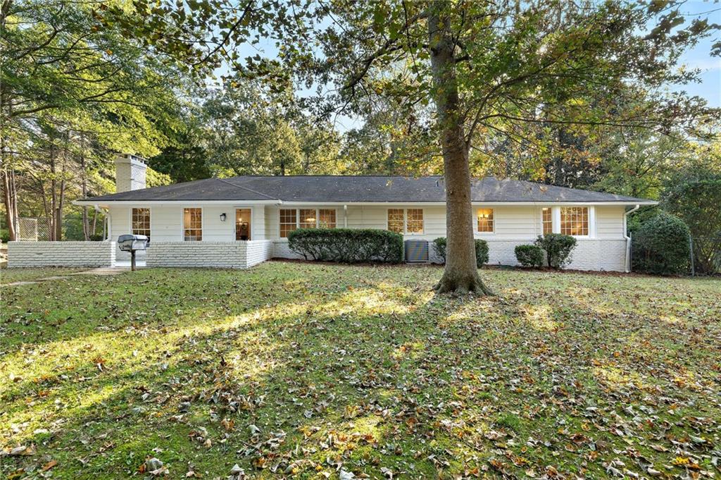 7330 Hunters Branch Drive NE, Atlanta, Georgia 30328, 4 Bedrooms Bedrooms, ,2 BathroomsBathrooms,Residential,Sold,7330 Hunters Branch Drive NE,7287835