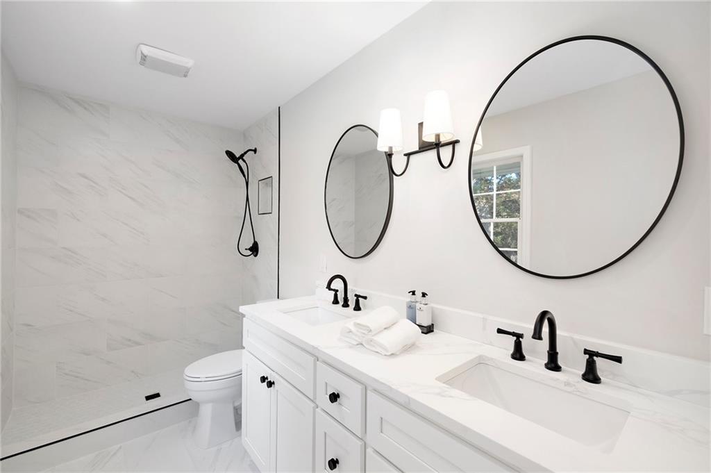 7330 Hunters Branch Drive NE, Atlanta, Georgia 30328, 4 Bedrooms Bedrooms, ,2 BathroomsBathrooms,Residential,Sold,7330 Hunters Branch Drive NE,7287835