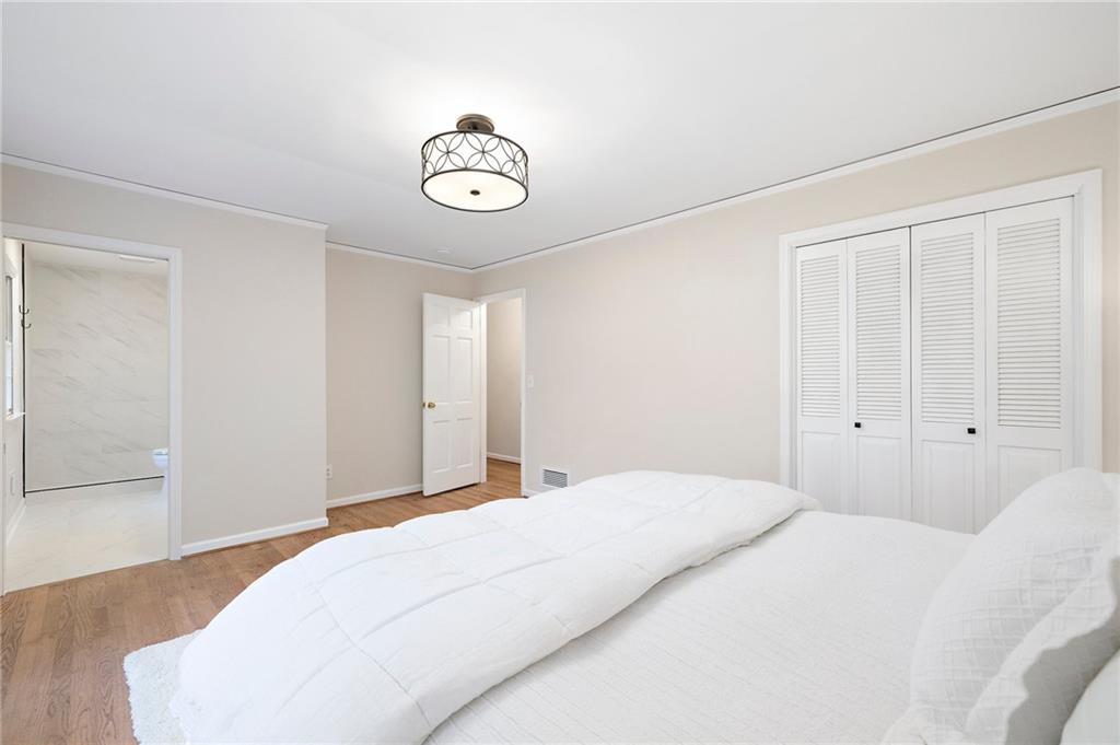 7330 Hunters Branch Drive NE, Atlanta, Georgia 30328, 4 Bedrooms Bedrooms, ,2 BathroomsBathrooms,Residential,Sold,7330 Hunters Branch Drive NE,7287835