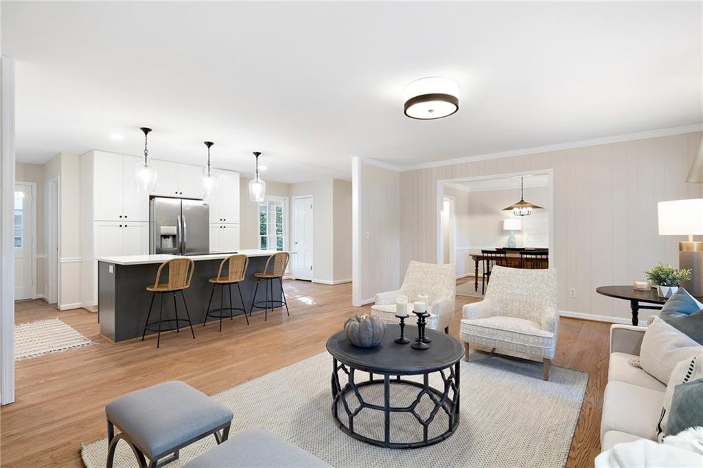 7330 Hunters Branch Drive NE, Atlanta, Georgia 30328, 4 Bedrooms Bedrooms, ,2 BathroomsBathrooms,Residential,Sold,7330 Hunters Branch Drive NE,7287835