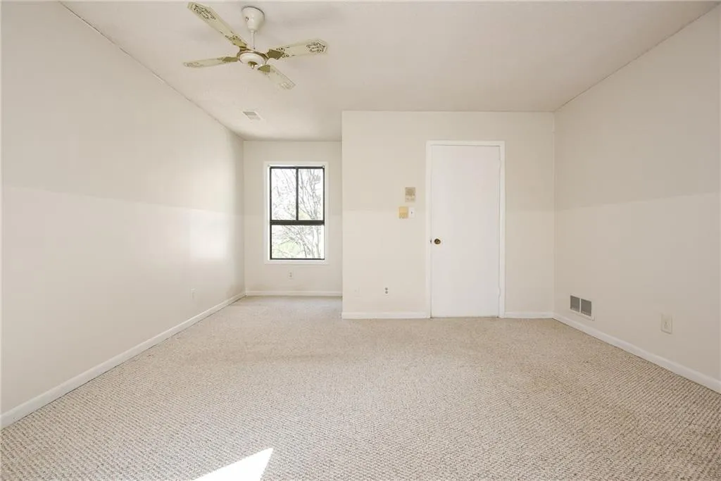 8 Basswood Circle, Sandy Springs, Georgia 30328, 2 Bedrooms Bedrooms, ,2 BathroomsBathrooms,Residential,Sold,8 Basswood Circle,5665775