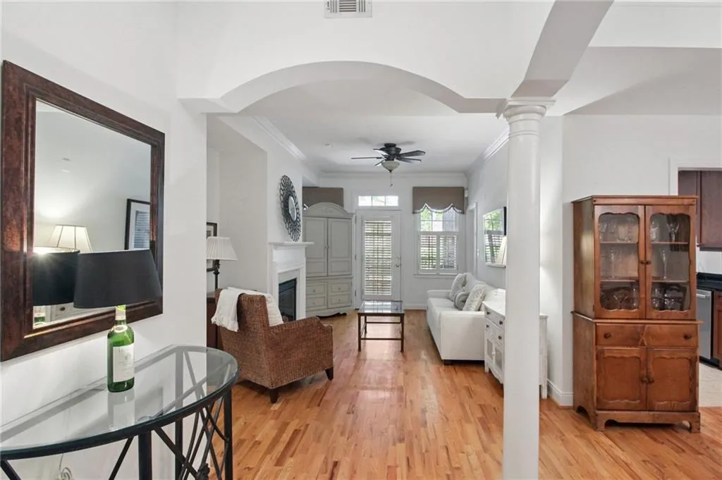 1735 Peachtree Street Ne Unit 121, Atlanta, Georgia 30309, 2 Bedrooms Bedrooms, 0 ,2 BathroomsBathrooms,Residential,Sold,1735 Peachtree Street Ne Unit 121,7697196