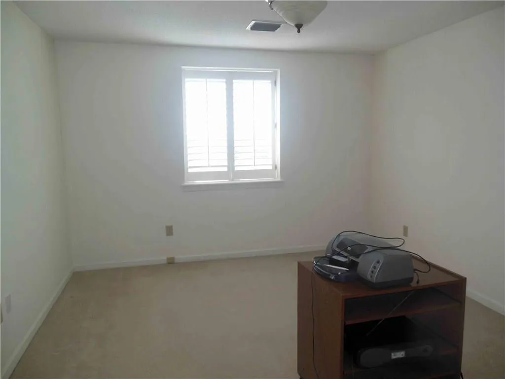 300 Johnson Ferry Road Ne Unit B814, Atlanta, Georgia 30328, 2 Bedrooms Bedrooms, ,2 BathroomsBathrooms,Residential,Sold,300 Johnson Ferry Road Ne Unit B814,5823565