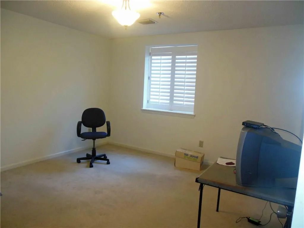 300 Johnson Ferry Road Ne Unit B814, Atlanta, Georgia 30328, 2 Bedrooms Bedrooms, ,2 BathroomsBathrooms,Residential,Sold,300 Johnson Ferry Road Ne Unit B814,5823565