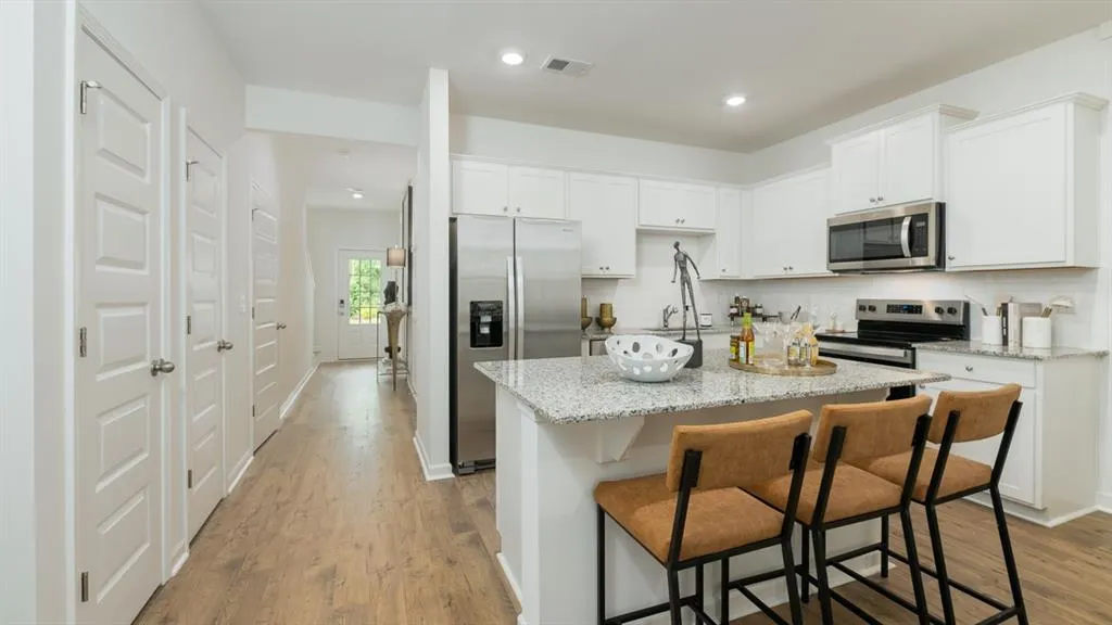 1394 Sweethshrub Place Unit 29, Atlanta, Georgia 30318, 3 Bedrooms Bedrooms, ,2 BathroomsBathrooms,Residential,For Sale,1394 Sweethshrub Place Unit 29,7624728