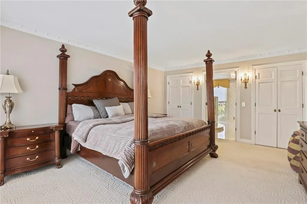 590 Valley Hall Drive, Sandy Springs, Georgia 30350, 4 Bedrooms Bedrooms, ,4 BathroomsBathrooms,Residential,Sold,590 Valley Hall Drive,6857372